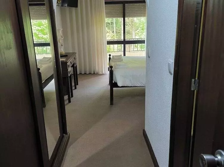 Отель Mira Serra