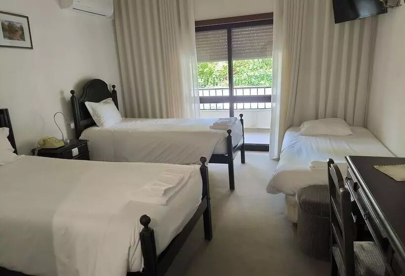 Отель Mira Serra