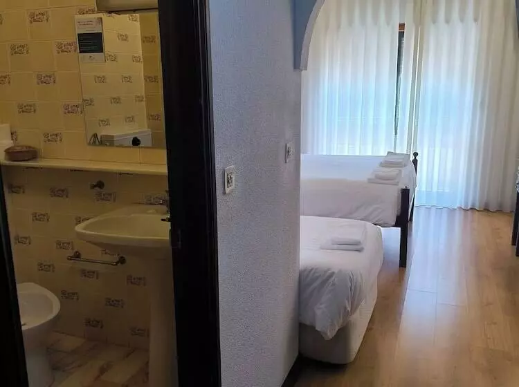 Отель Mira Serra