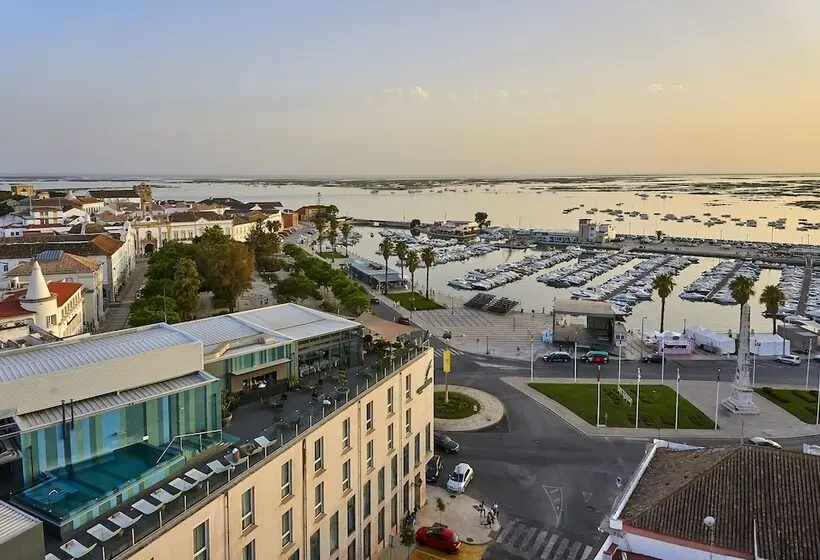 هتل Occidental Faro