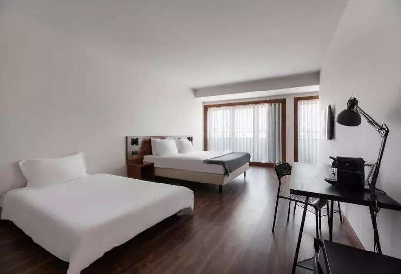 Отель Exe Praia Golfe