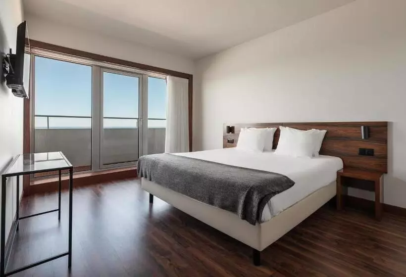 Отель Exe Praia Golfe