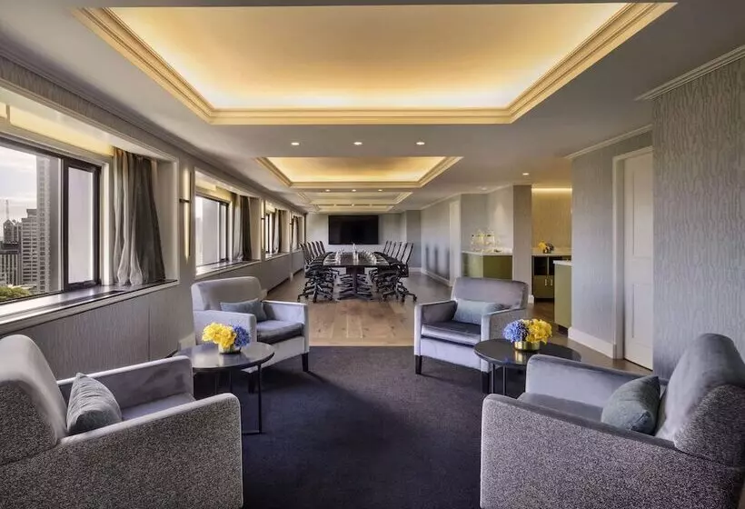 Pullman Auckland Hotel & Apartments