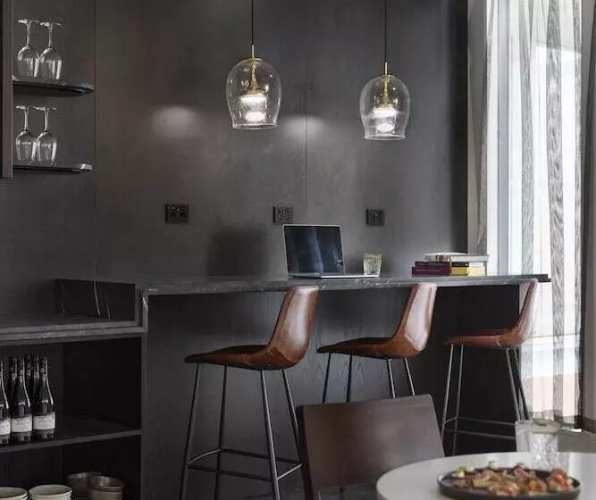 Pullman Auckland Hotel & Apartments