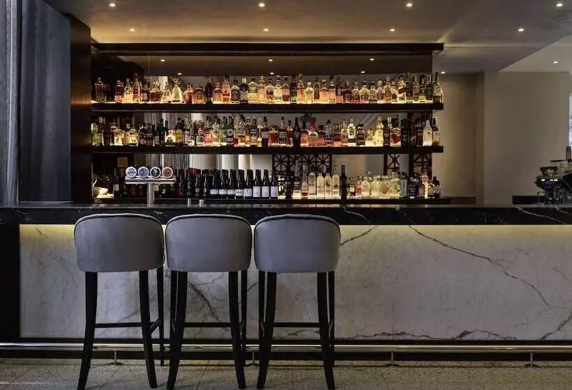 Pullman Auckland Hotel & Apartments