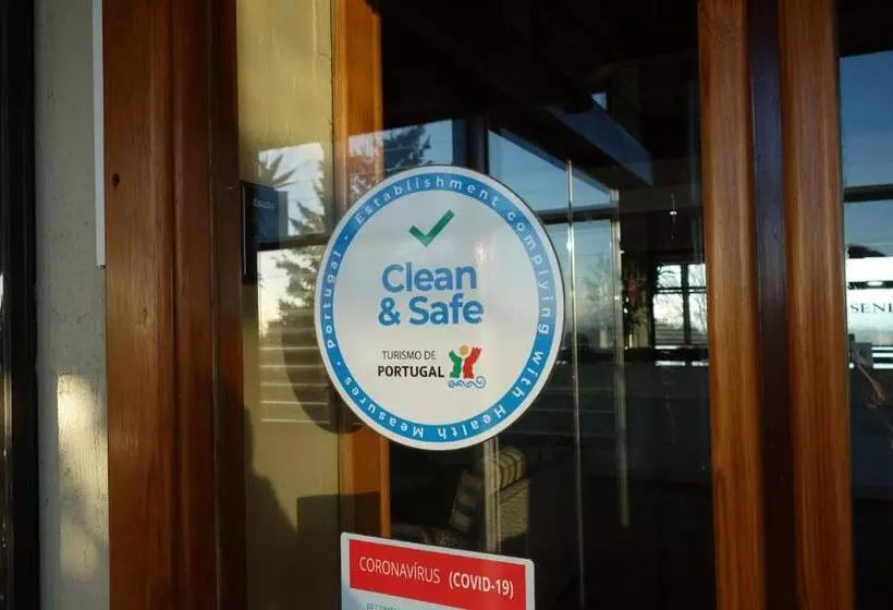 Отель Senhora Do Castelo