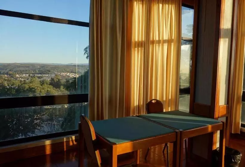 Отель Senhora Do Castelo