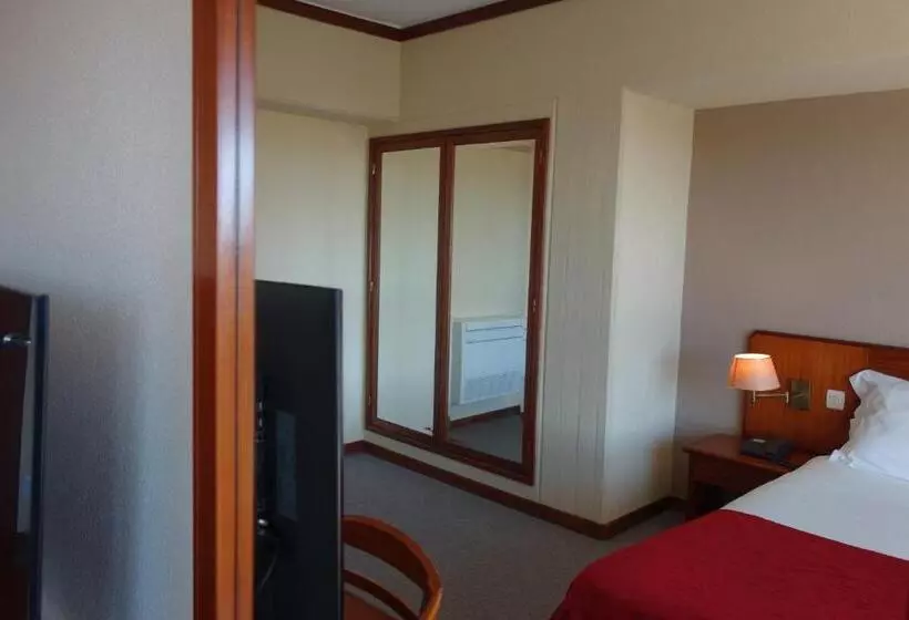 Отель Senhora Do Castelo