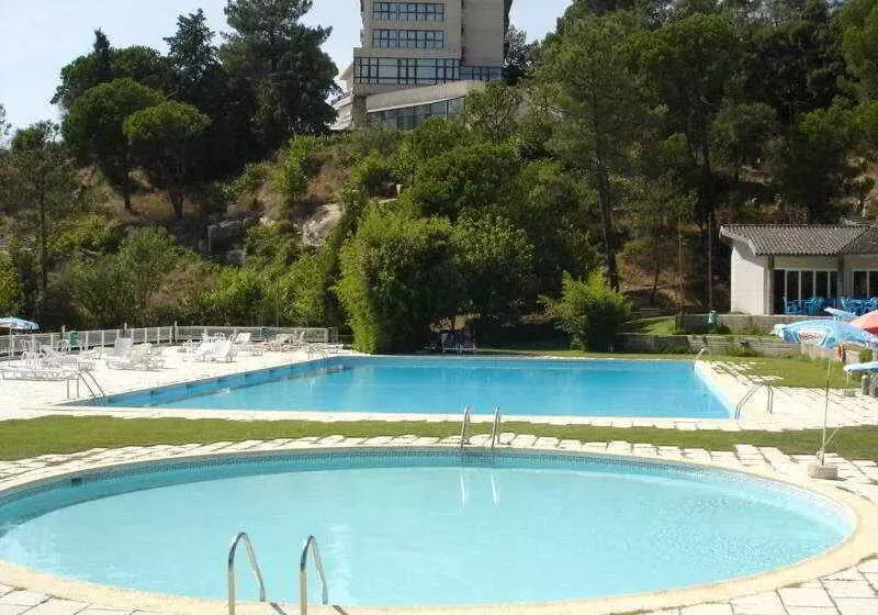 Отель Senhora Do Castelo