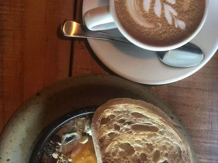 فندق Sherwood Queenstown