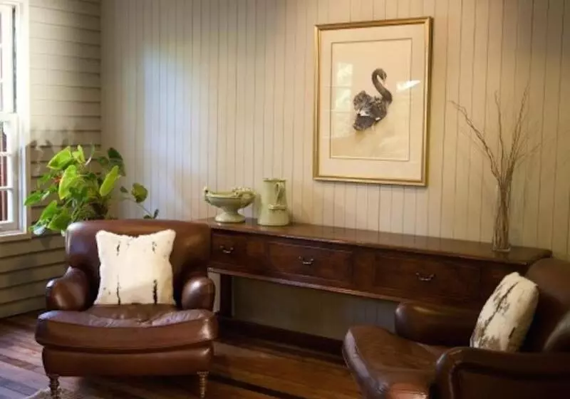 호텔 Solitaire Lodge