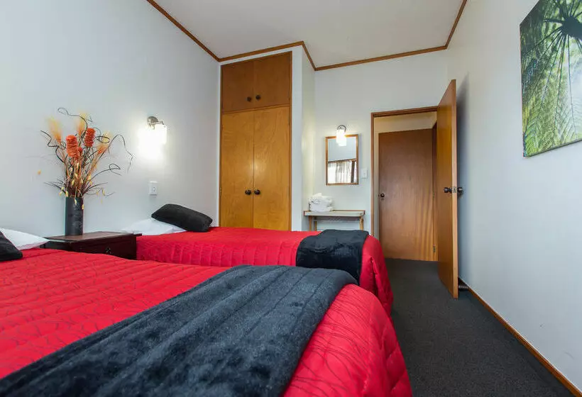 בית מלון כפרי Summit Motor Lodge