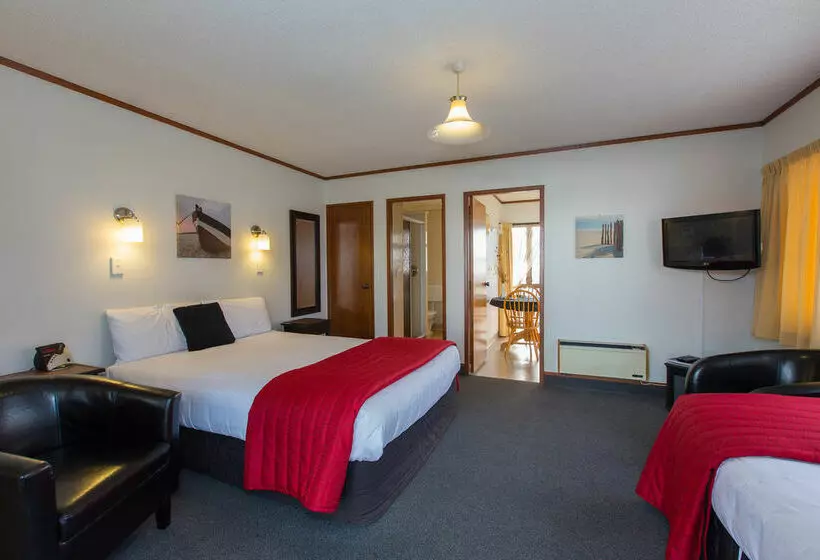 בית מלון כפרי Summit Motor Lodge