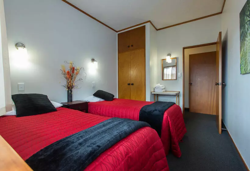 בית מלון כפרי Summit Motor Lodge