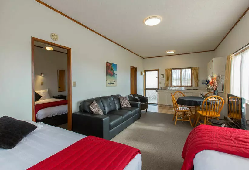 בית מלון כפרי Summit Motor Lodge