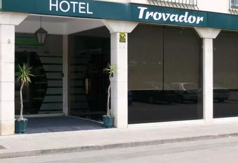 בית מלון כפרי Trovador