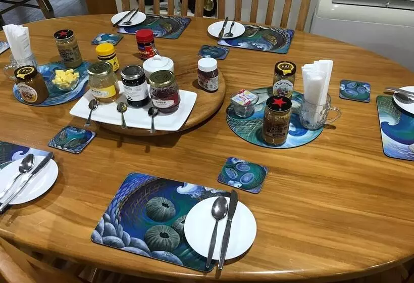 ホテル Waitomo Caves Guest Lodge