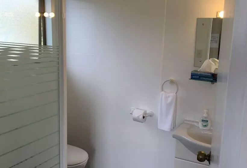 ホテル Waitomo Caves Guest Lodge