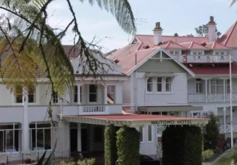 ホテル Waitomo Caves Guest Lodge