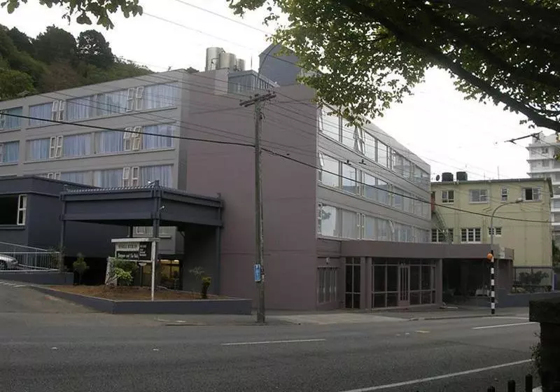 SilverOaks Hotel On Thorndon