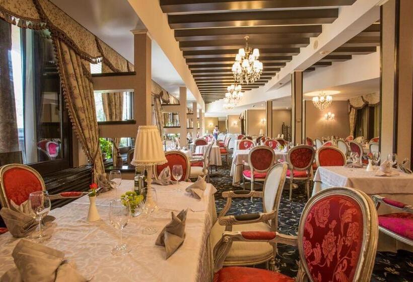 בית מלון כפרי Alpin Resort