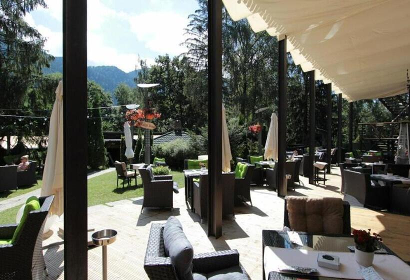 בית מלון כפרי Alpin Resort