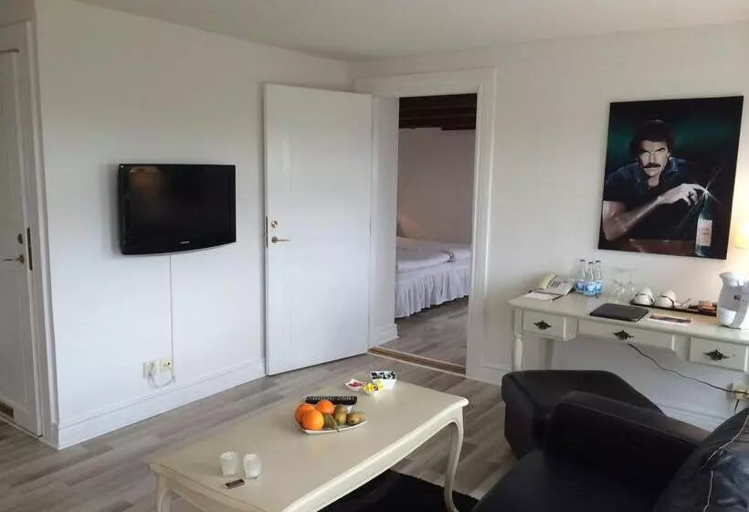 First Hotel Christian Iv