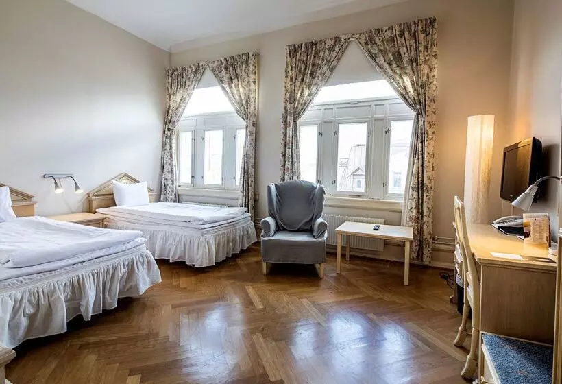 First Hotel Christian Iv