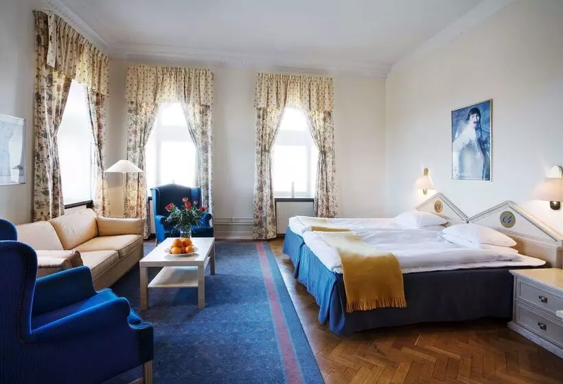 First Hotel Christian Iv