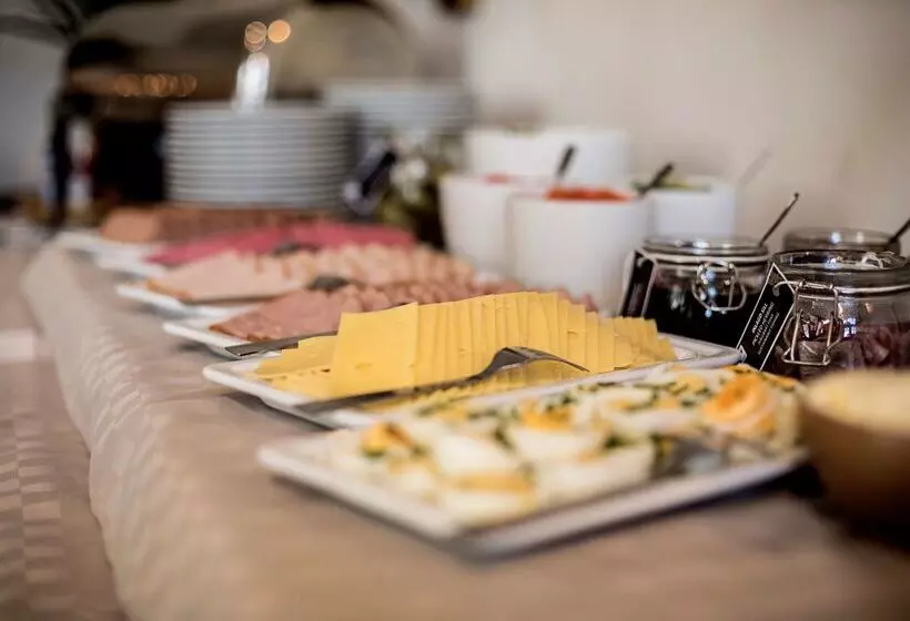 First Hotel Christian Iv