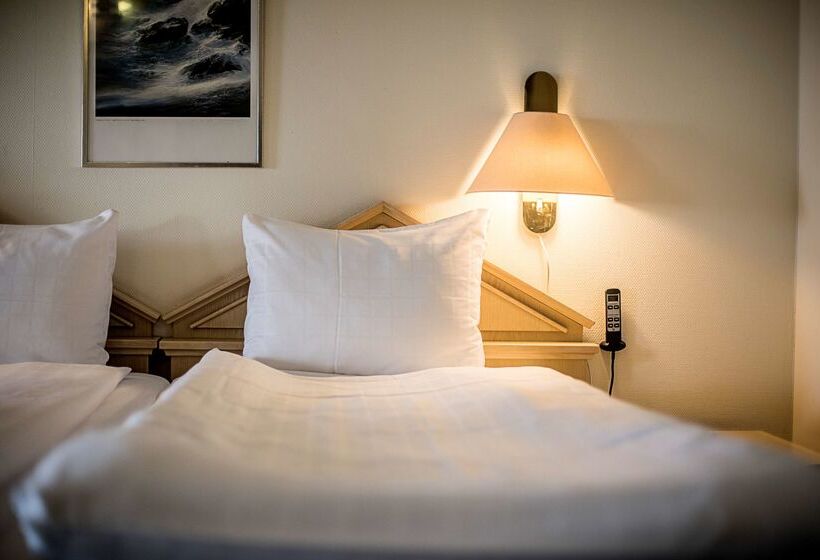 First Hotel Christian Iv