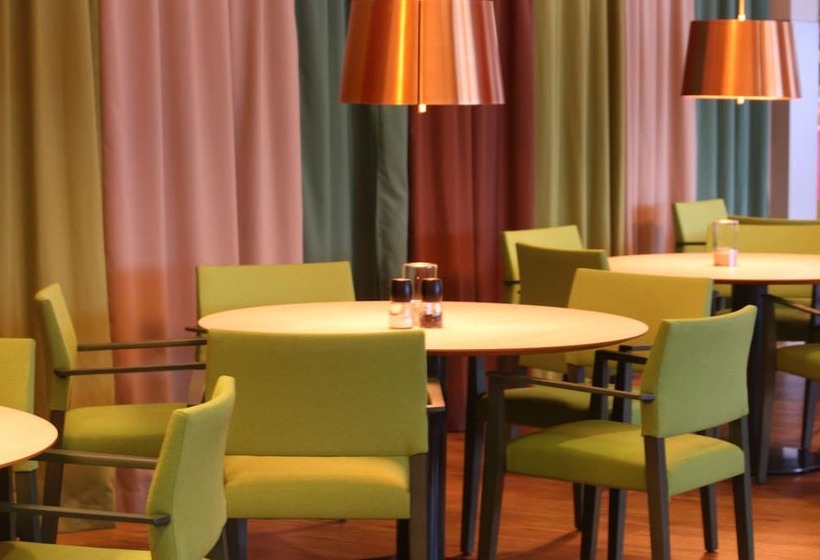 هتل Good Morning + Helsingborg