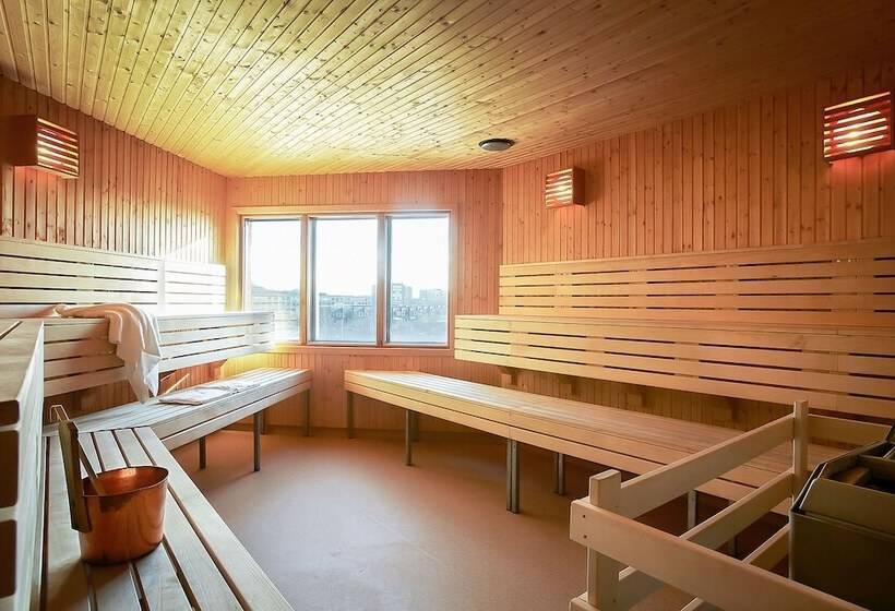 هتل Good Morning + Helsingborg