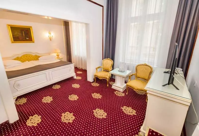 酒店 Imparatul Romanilor