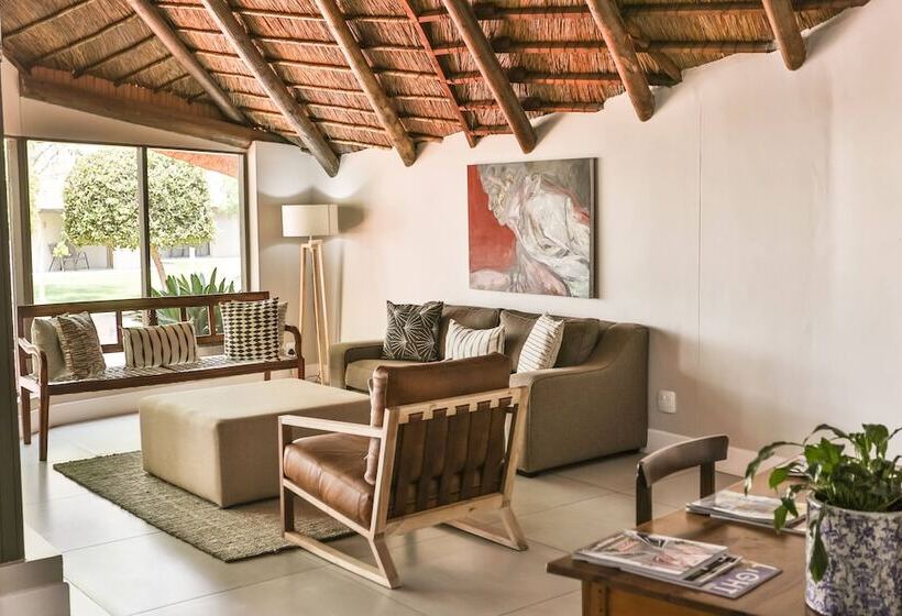 Protea Hotel By Marriott Oudtshoorn Riempie Estate