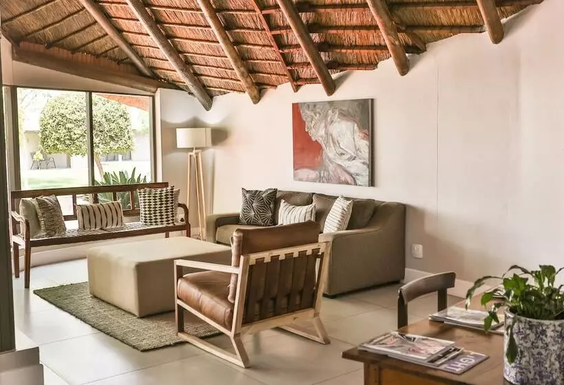 Protea Hotel By Marriott Oudtshoorn Riempie Estate