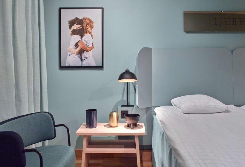 فندق Scandic Borlange