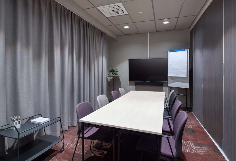 فندق Scandic Borlange