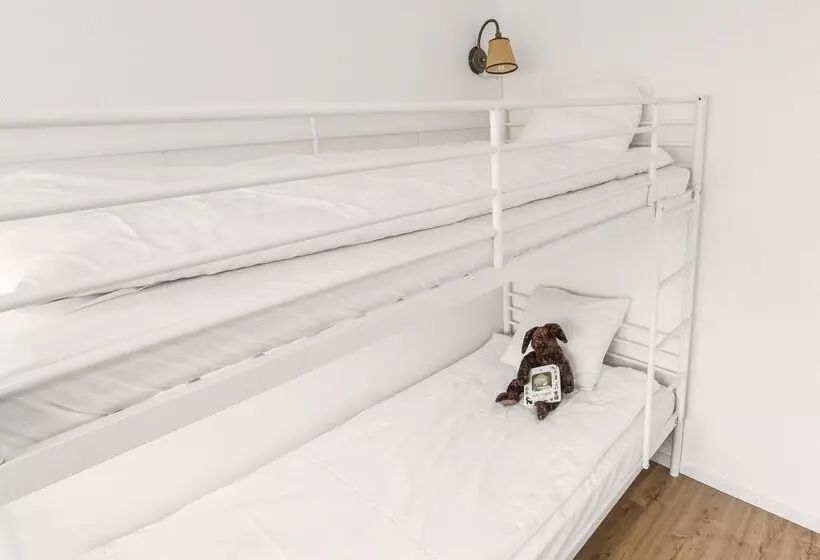 L Frykenstrand; Sure Hotel Collection By Best Western