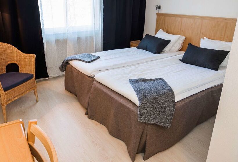 L Frykenstrand; Sure Hotel Collection By Best Western