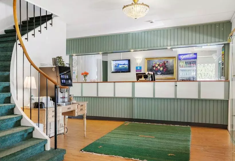 L Frykenstrand; Sure Hotel Collection By Best Western