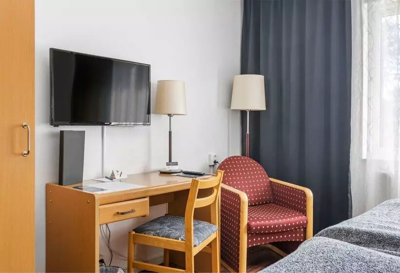 L Frykenstrand; Sure Hotel Collection By Best Western