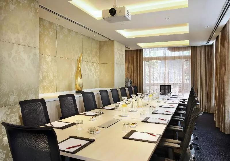 Village Hotel Katong By Far East Hospitality