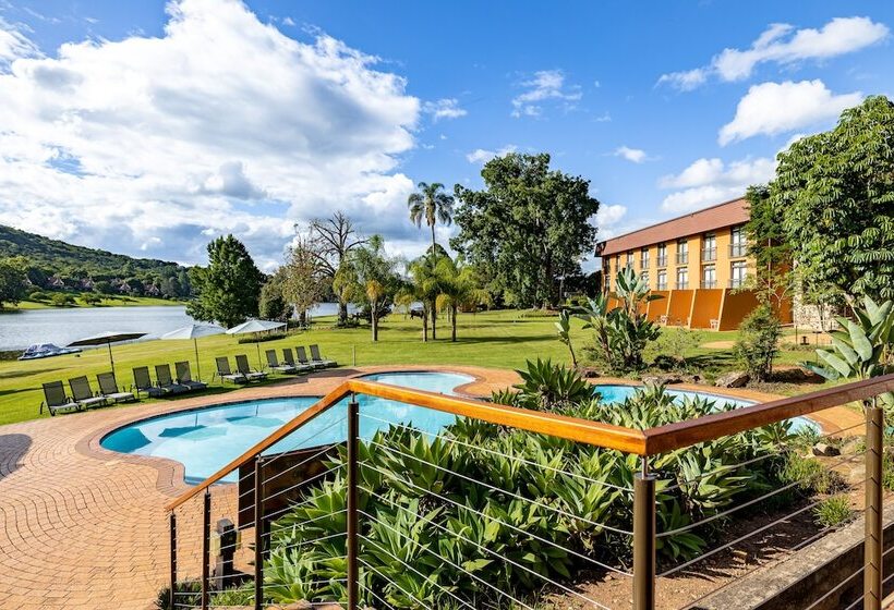 African Sky Hotels   Pine Lake Inn