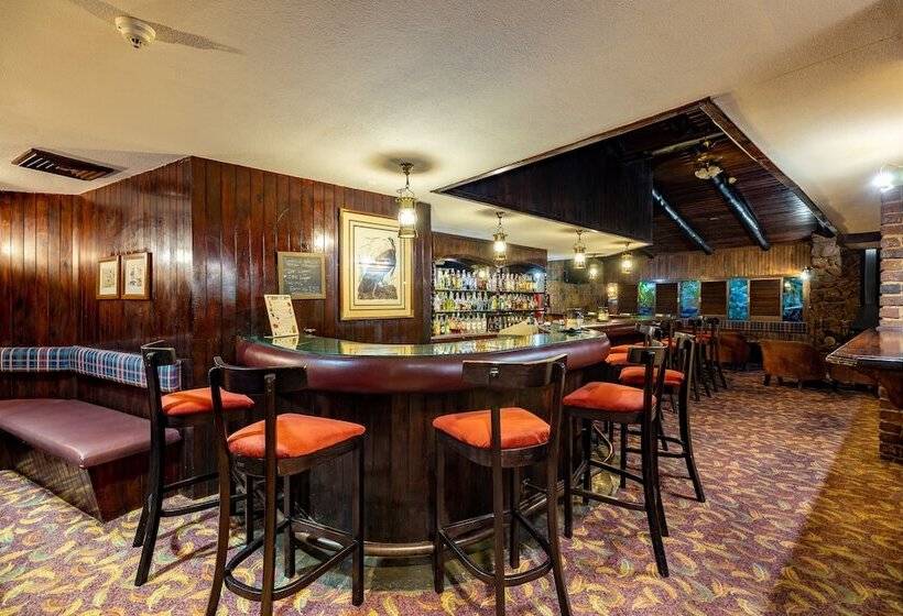 African Sky Hotels   Pine Lake Inn