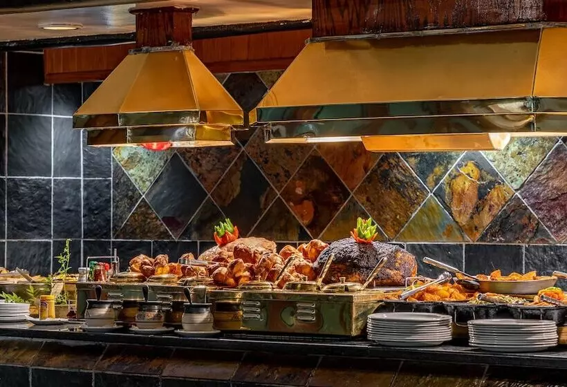 African Sky Hotels   Pine Lake Inn