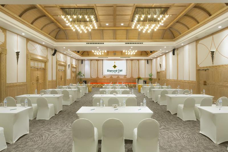 Diamond Cliff Resort & Spa Sha Extra Plus