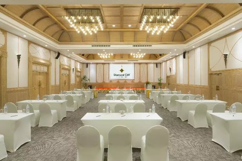 Diamond Cliff Resort & Spa   Sha Extra Plus