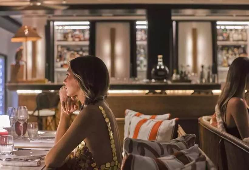 هتل Barriere Le Carl Gustaf St Barth