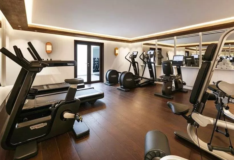 هتل Barriere Le Carl Gustaf St Barth